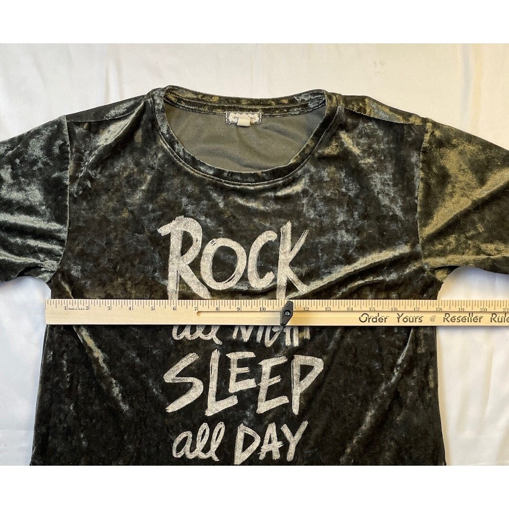 EyeShadow Women's Small‎ Rock All Night Sleep All Day Soft Green Shimmery Party - Picture 3 of 6